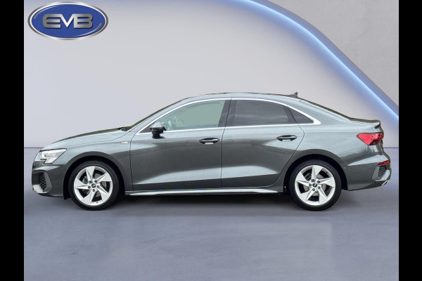 Audi A3 Limousine 30 TFSI S edition, 2 X S- LINE,matrix led, daytona grijs, 1 e eigenaar, 1/2 leder, 's, NL auto nap