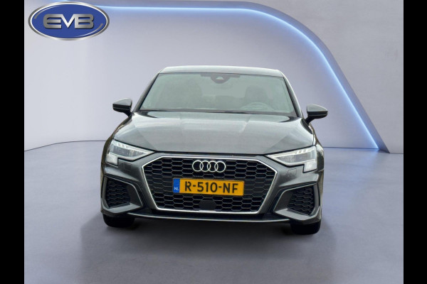 Audi A3 Limousine 30 TFSI S edition, 2 X S- LINE,matrix led, daytona grijs, 1 e eigenaar, 1/2 leder, 's, NL auto nap