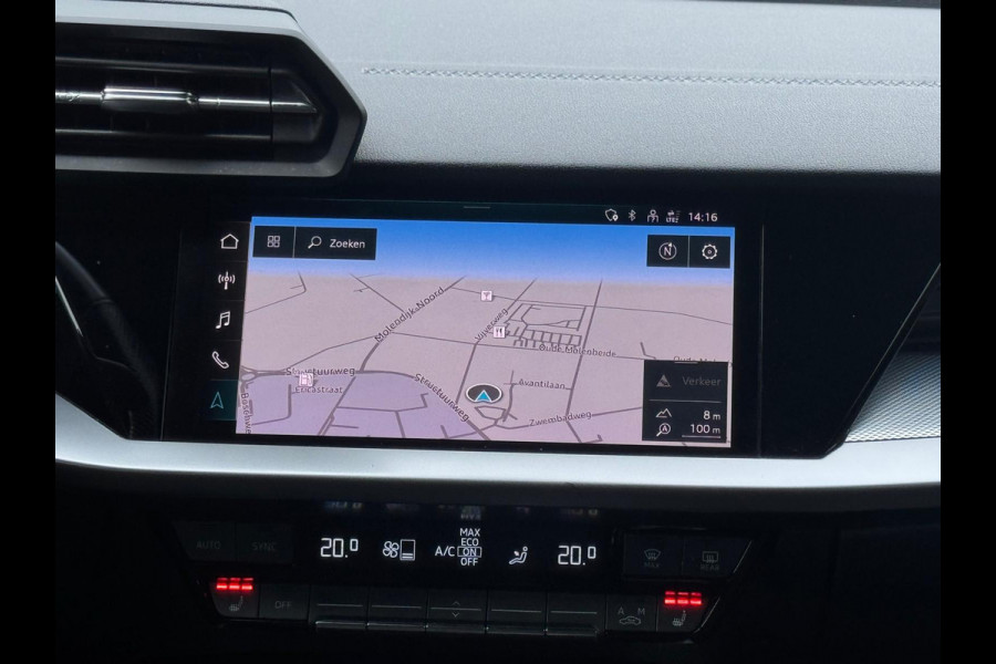 Audi A3 Limousine 30 TFSI S edition, 2 X S- LINE,matrix led, daytona grijs, 1 e eigenaar, 1/2 leder, 's, NL auto nap