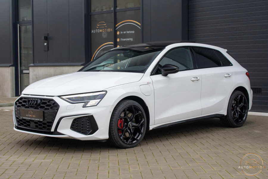 Audi A3 Sportback 45 TFSI e Sedition Comp. PANO MATRIX S LINE CAMERA