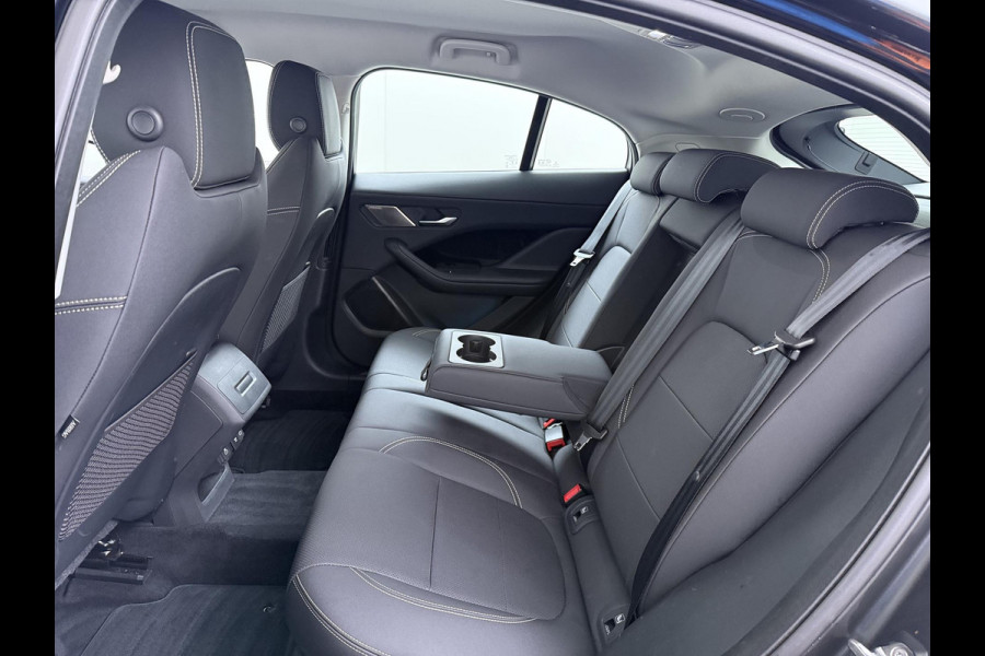 Jaguar I-PACE EV320 S Business Pack 90 kWh 3-FASE lader | SOH 100% | VAN: €27.900,- VOOR: €25.877,- UW EINDEJAARSVOORDEEL: €2.023 |