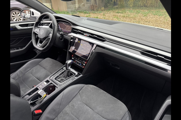 Volkswagen Arteon Shooting Brake eHYBRID 218PK DSG R-LINE BUSINESS+ TREKHAAK/360CAMERA/PANORAMADAK