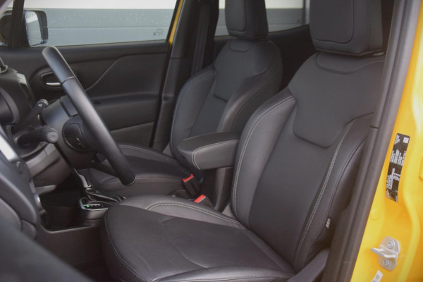 Jeep Renegade 1.5T e-Hybrid Altitude LEER/CAMERA/KEYLESS/STOEL VERWARMING