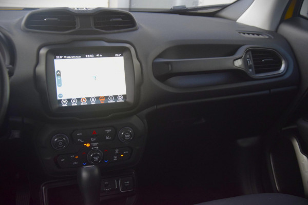 Jeep Renegade 1.5T e-Hybrid Altitude LEER/CAMERA/KEYLESS/STOEL VERWARMING