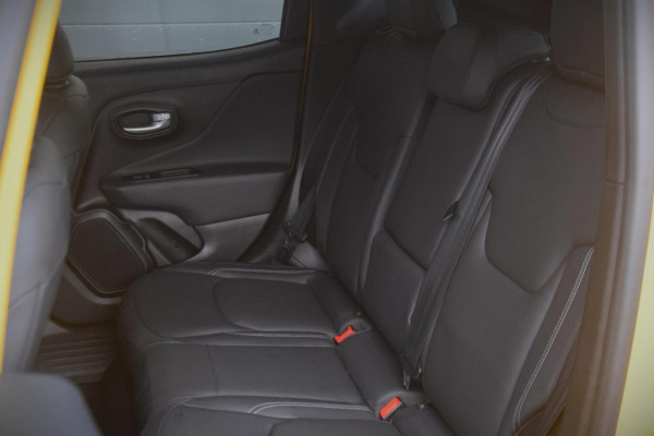 Jeep Renegade 1.5T e-Hybrid Altitude LEER/CAMERA/KEYLESS/STOEL VERWARMING