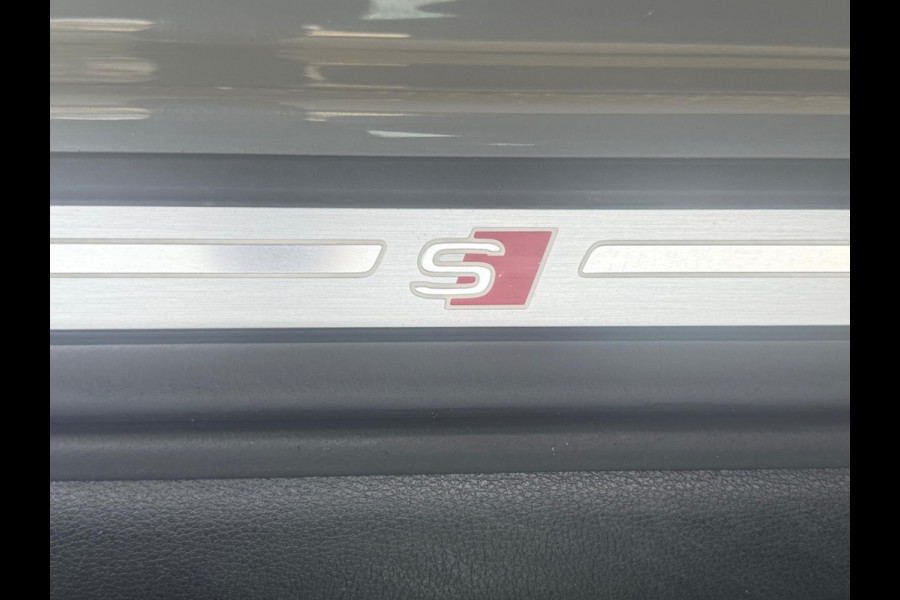 Audi Q2 35 TFSI 150 pk AUTOMAAT S Edition, 2X S-LINE, camera, trekhaak,1/2 lederen sportinterieur, 1 e eigenaar, nl auto met nap