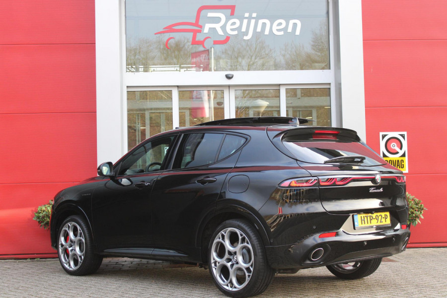 Alfa Romeo Tonale 1.3T PHEV 280PK VELOCE Q4 | PANORAMISCH SCHUIF / KANTELDAK | LEDEREN BEKLEDING | VOORSTOELEN / STUUR VERWARMD | VOORSTOELEN GEVENTILEERD | VOORSTOELEN ELEKTRISCH VERSTELBAAR | DRAADLOOS APPLE CARPLAY / ANDROID AUTO | 360° CAMERA | AUTOMATISCH DIMMENDE BUITENSPIEGELS | 20"INCH LICHTMETALEN VELGEN | ADAPTIVE CRUISE CONTROL | KEYLESS ENTRY / START | ELEKTRISCH BEDIENBARE ACHTERKLEP | DRAADLOZE TELEFOONLADER | AMBIENT LIGHTING | DONKERE HEMELBEKLEDING | SCHAKELFLIPPERS AAN HET STUUR | VERWARMDE RUITENSPROEIERS |