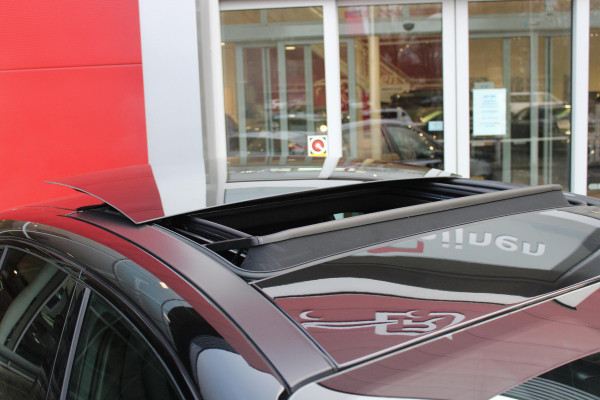 Alfa Romeo Tonale 1.3T PHEV 280PK VELOCE Q4 | PANORAMISCH SCHUIF / KANTELDAK | LEDEREN BEKLEDING | VOORSTOELEN / STUUR VERWARMD | VOORSTOELEN GEVENTILEERD | VOORSTOELEN ELEKTRISCH VERSTELBAAR | DRAADLOOS APPLE CARPLAY / ANDROID AUTO | 360° CAMERA | AUTOMATISCH DIMMENDE BUITENSPIEGELS | 20"INCH LICHTMETALEN VELGEN | ADAPTIVE CRUISE CONTROL | KEYLESS ENTRY / START | ELEKTRISCH BEDIENBARE ACHTERKLEP | DRAADLOZE TELEFOONLADER | AMBIENT LIGHTING | DONKERE HEMELBEKLEDING | SCHAKELFLIPPERS AAN HET STUUR | VERWARMDE RUITENSPROEIERS |