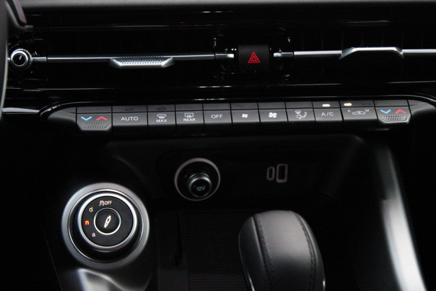 Alfa Romeo Tonale 1.3T PHEV 280PK VELOCE Q4 | PANORAMISCH SCHUIF / KANTELDAK | LEDEREN BEKLEDING | VOORSTOELEN / STUUR VERWARMD | VOORSTOELEN GEVENTILEERD | VOORSTOELEN ELEKTRISCH VERSTELBAAR | DRAADLOOS APPLE CARPLAY / ANDROID AUTO | 360° CAMERA | AUTOMATISCH DIMMENDE BUITENSPIEGELS | 20"INCH LICHTMETALEN VELGEN | ADAPTIVE CRUISE CONTROL | KEYLESS ENTRY / START | ELEKTRISCH BEDIENBARE ACHTERKLEP | DRAADLOZE TELEFOONLADER | AMBIENT LIGHTING | DONKERE HEMELBEKLEDING | SCHAKELFLIPPERS AAN HET STUUR | VERWARMDE RUITENSPROEIERS |