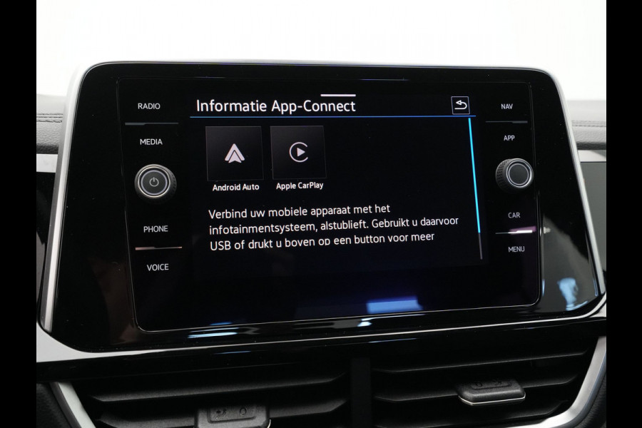 Volkswagen T-Roc 1.5 TSI 150pk DSG R-Line Navi via App Clima Pdc Lm Velgen