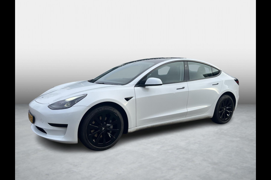 Tesla Model 3 Standard RWD Plus 60 kWh