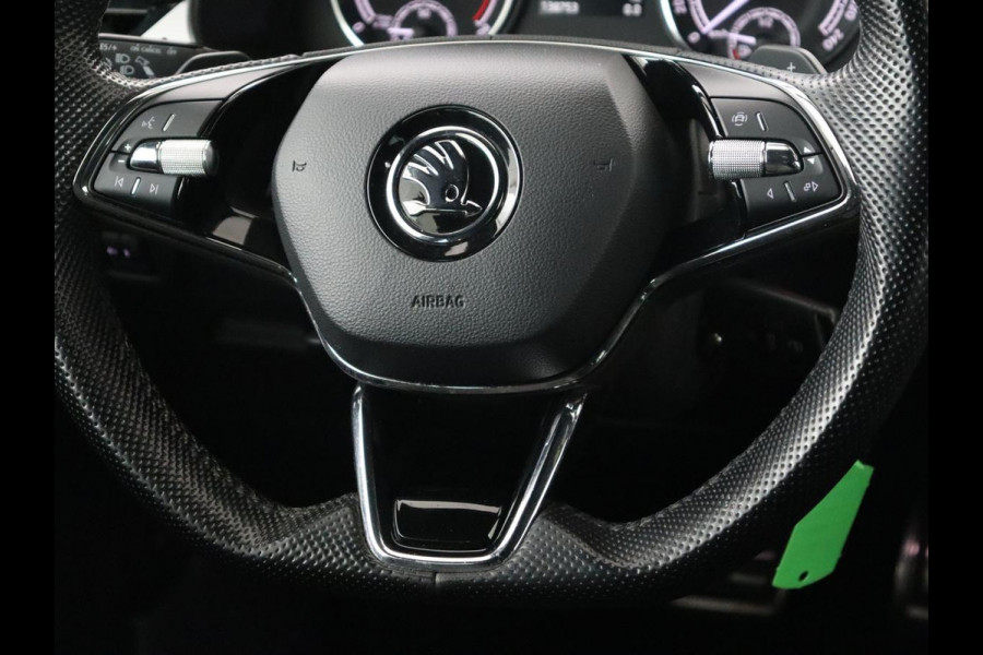 Škoda Kamiq 1.0 TSI Sport | Automaat | Carplay | Sportstoelen | DAB | Climate control | Parkeerhulp | Cruise control | Full LED | Bluetooth