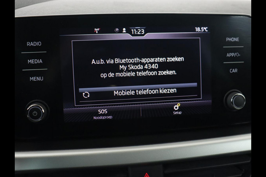 Škoda Kamiq 1.0 TSI Sport | Automaat | Carplay | Sportstoelen | DAB | Climate control | Parkeerhulp | Cruise control | Full LED | Bluetooth
