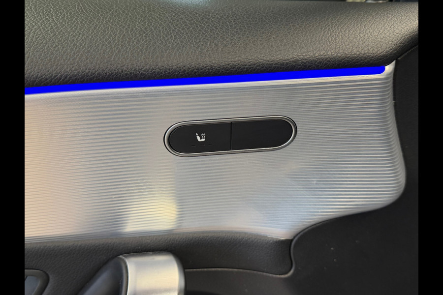 Mercedes-Benz A-Klasse 180 Business Solution AUT. PARKEERSENSOREN VOOR EN ACHTER CRUISE CONTROL STOELVERWARMING NAVI LDER