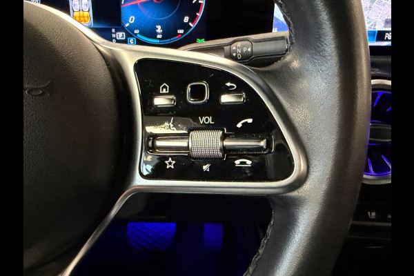 Mercedes-Benz A-Klasse 180 Business Solution AUT. PARKEERSENSOREN VOOR EN ACHTER CRUISE CONTROL STOELVERWARMING NAVI LDER