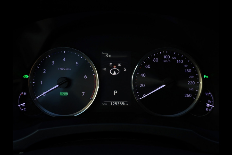 Lexus IS 300h Hybrid Luxury Line | Mark Levinson | Stoelventilatie | LED