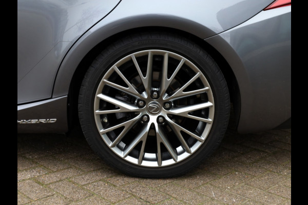 Lexus IS 300h Hybrid Luxury Line | Mark Levinson | Stoelventilatie | LED