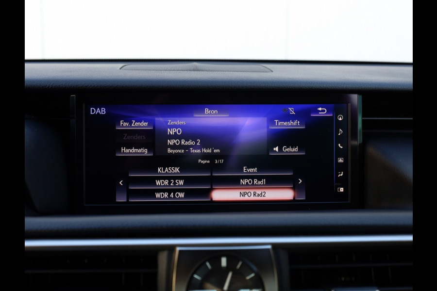 Lexus IS 300h Hybrid Luxury Line | Mark Levinson | Stoelventilatie | LED