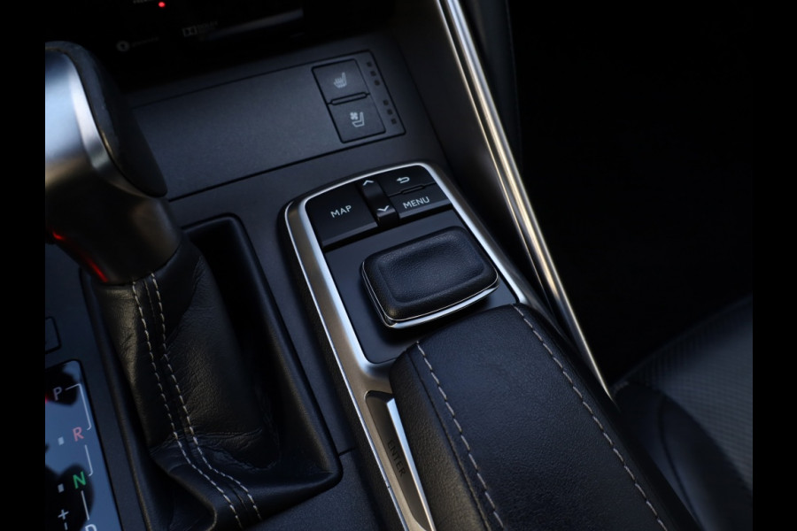 Lexus IS 300h Hybrid Luxury Line | Mark Levinson | Stoelventilatie | LED