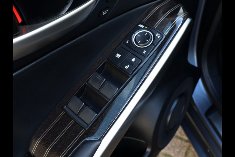 Lexus IS 300h Hybrid Luxury Line | Mark Levinson | Stoelventilatie | LED