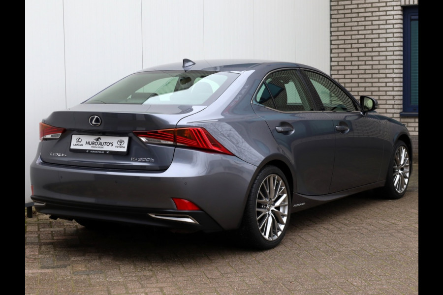 Lexus IS 300h Hybrid Luxury Line | Mark Levinson | Stoelventilatie | LED