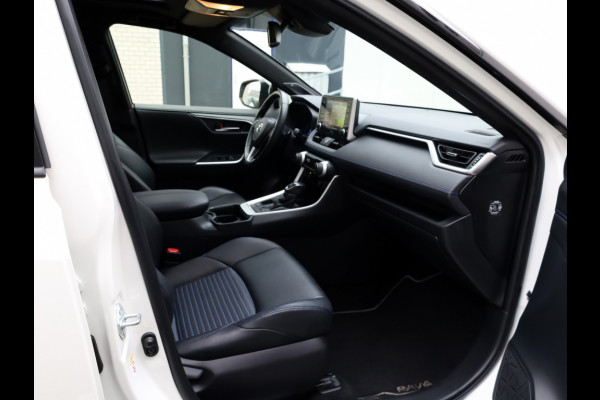 Toyota RAV4 2.5 Hybrid Bi-Tone | Panoramadak | JBL Audio | Treeplanken
