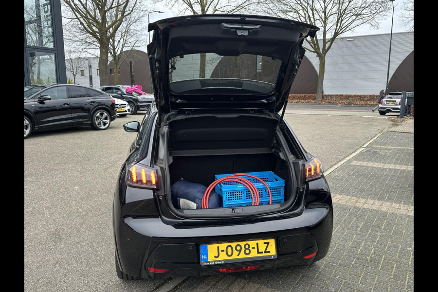 Peugeot e-208 EV GT 350 50 kWh VAN: 17.900,- VOOR: 15.877,- UW EINDEJAARSVOORDEEL: 2.023,- EURO | 3-fase laden | SOH 88% | Panoramadak | Adaptieve cruise control | Virtual cockpit | Stoelverwarming | Full options