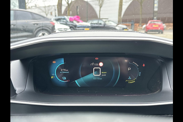 Peugeot e-208 EV GT 350 50 kWh VAN: 17.900,- VOOR: 15.877,- UW EINDEJAARSVOORDEEL: 2.023,- EURO | 3-fase laden | SOH 88% | Panoramadak | Adaptieve cruise control | Virtual cockpit | Stoelverwarming | Full options