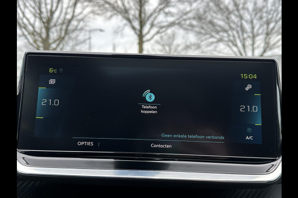 Peugeot e-208 EV GT 350 50 kWh VAN: 17.900,- VOOR: 15.877,- UW EINDEJAARSVOORDEEL: 2.023,- EURO | 3-fase laden | SOH 88% | Panoramadak | Adaptieve cruise control | Virtual cockpit | Stoelverwarming | Full options