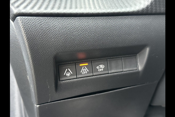 Peugeot e-208 EV GT 350 50 kWh VAN: 17.900,- VOOR: 15.877,- UW EINDEJAARSVOORDEEL: 2.023,- EURO | 3-fase laden | SOH 88% | Panoramadak | Adaptieve cruise control | Virtual cockpit | Stoelverwarming | Full options