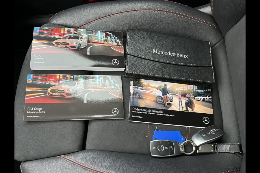 Mercedes-Benz CLA-Klasse 200 Business Solution AMG l 1e eigenaar | NL Auto  Panoramadak | Sfeerverlichting | Elektrische stoelen met geheugen | Camera | Apple CarPlay | Rijklaar geleverd met 12 maanden BOVAG-garantie