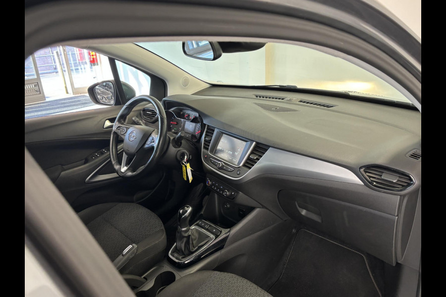 Opel Crossland X 1.2 Online Edition Parkeersensoren achter | Stoelverwarming | Stuurverwarming | Cruise control