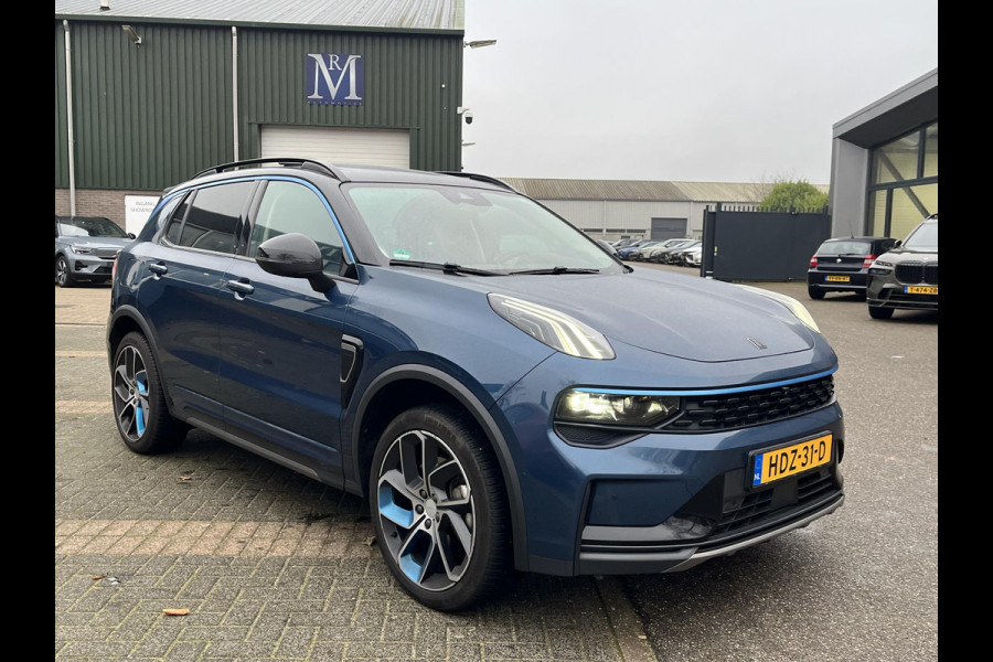 Lynk & Co 01 1.5 VAN: €24.900,- VOOR: €21.440,- UW EINDEJAARSVOORDEEL: €3.460,- | PHEV PLUG-IN HYBRIDE | COMPLETE AUTO | ELEKTRISCH PANORAMADAK | FULL OPTIONS | LYNK & CO GARANTIE T/M 05-2026 | RIJKLAAR GELEVERD | BTW VERREKENBAARE|