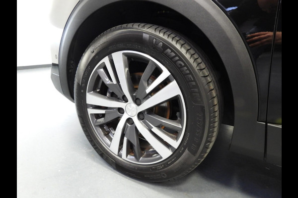 Peugeot 5008 1.2 PureTech Allure Business 7-Pers. TREKH/NAVI/CAMERA/CLIMA/18"LMV!