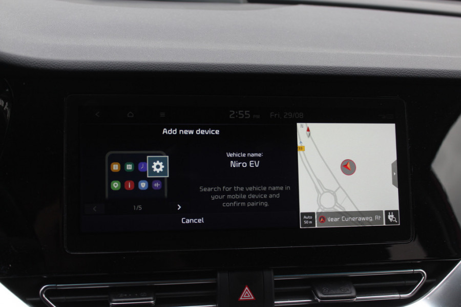 Kia e-Niro DynamicPlusLine 64 kWh / SoH 97.3% / Camera / Schuifdak / Leder / Keyless / Navigatie / Dodehoek / DAB / Cruise Control