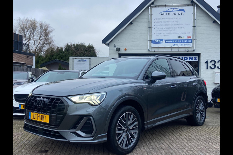 Audi Q3 45E TFSI S-LINE/AUT/CAMERA/MATRIX/BLINDSPOT/LANE/VIRTUAL