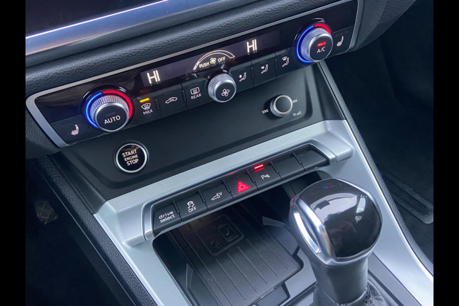 Audi Q3 45E TFSI S-LINE/AUT/CAMERA/MATRIX/BLINDSPOT/LANE/VIRTUAL