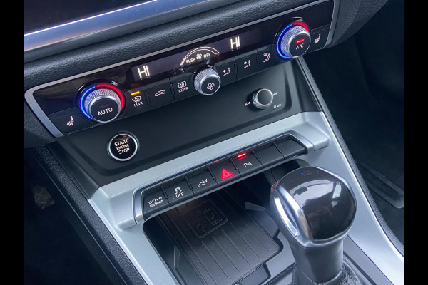 Audi Q3 45E TFSI S-LINE/AUT/CAMERA/MATRIX/BLINDSPOT/LANE/VIRTUAL