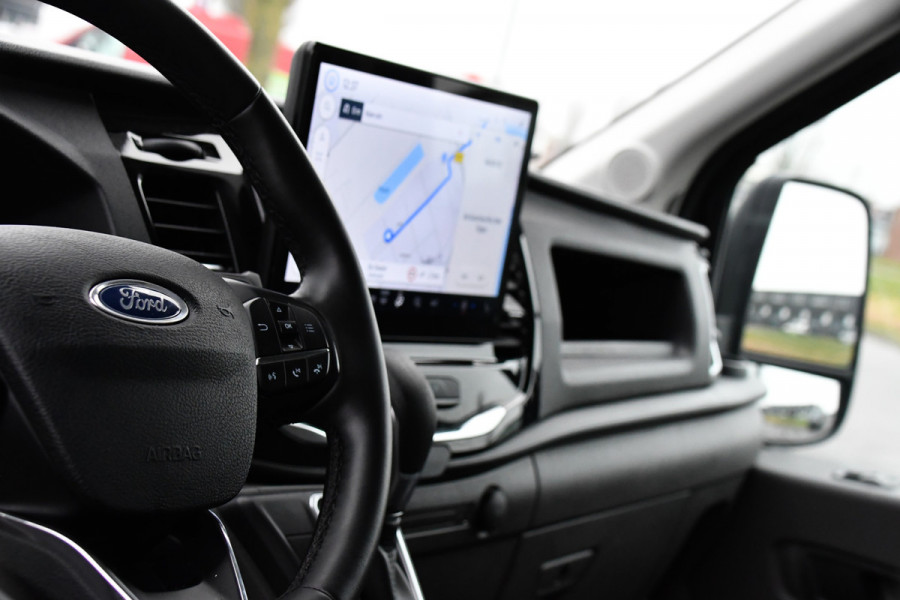 Ford Transit 350 2.0 TDCI L3H2 Black Edition GEEN BTW! 360 Camera, Adaptieve Cruise, Automaat, Sensoren, Stoelverwarming, Trekhaak, Uniek!