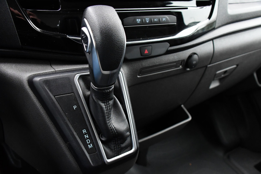 Ford Transit 350 2.0 TDCI L3H2 Black Edition GEEN BTW! 360 Camera, Adaptieve Cruise, Automaat, Sensoren, Stoelverwarming, Trekhaak, Uniek!