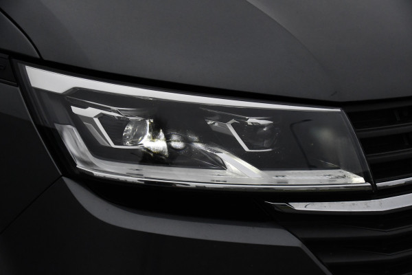 Volkswagen Transporter 2.0 TDI L2H1 DC Highline Adaptieve Cruise, Camera, Carplay, LED, 150pk, Automaat, Multimedia, Trekhaak, Uniek!