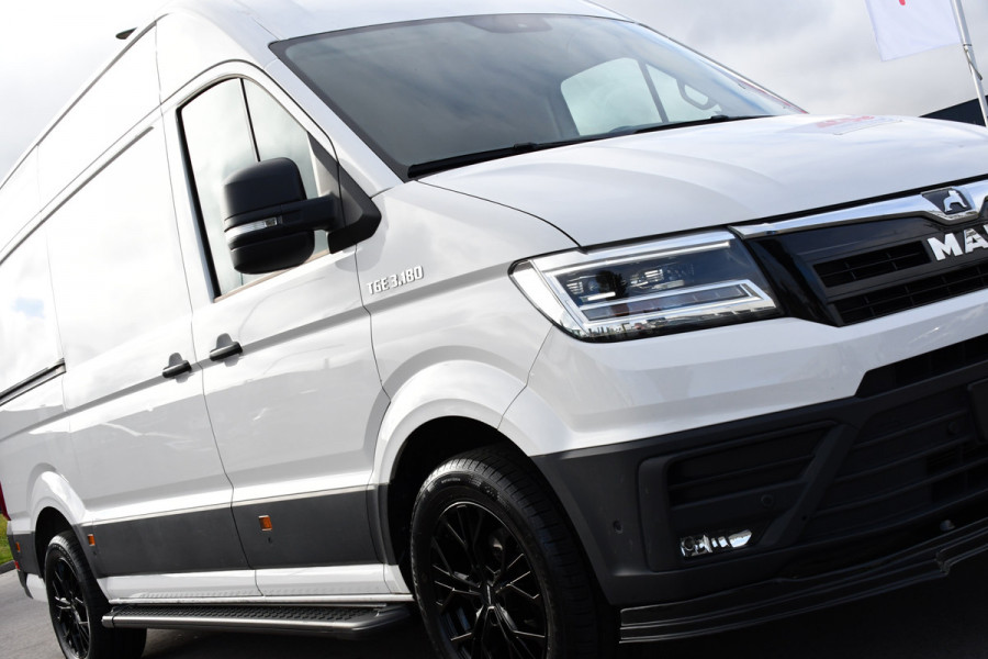 MAN TGE 35 2.0 L3H3 PB Edition Full Options! Adaptieve Cruise, LED, Carplay, 177pk, Automaat, Multimedia, Stoelverwarming, Uniek!