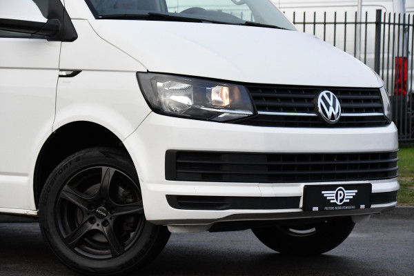 Volkswagen Transporter 2.0 TDI L2H1 DC Edition Cruise, Sensoren, Trekhaak, Airco, 85pk, Radio, Direct leverbaar!
