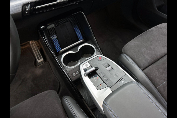 BMW X1 xDrive25e 245PK! PLUG-In M Sport BLACK-LINE