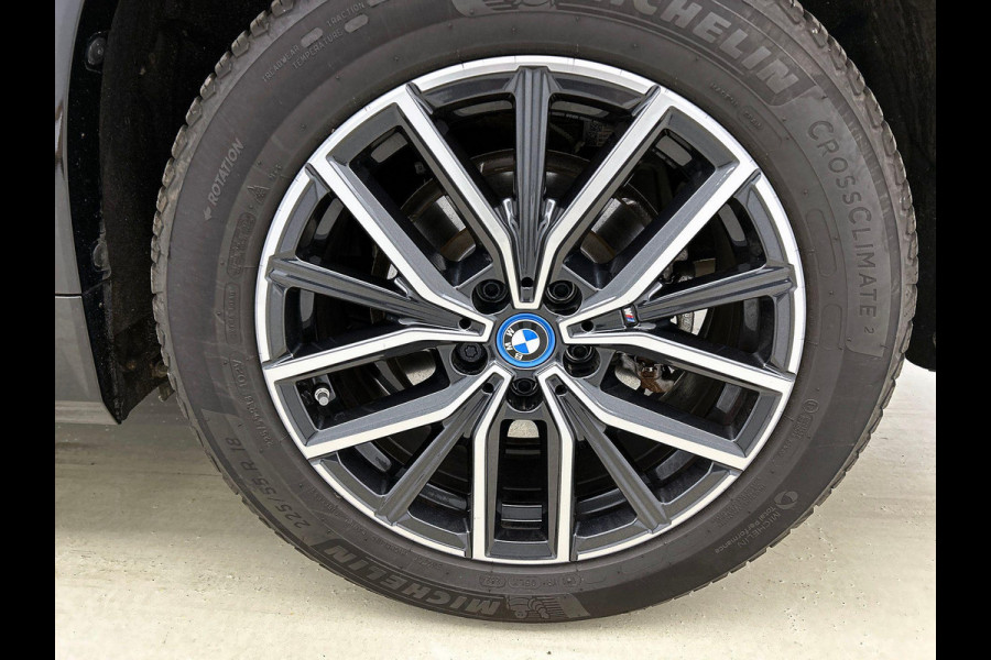 BMW X1 xDrive25e 245PK! PLUG-In M Sport BLACK-LINE