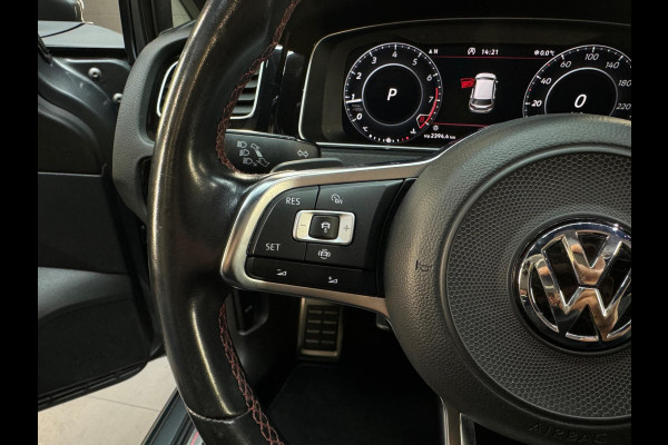 Volkswagen Golf 2.0 TSI GTI Performance Pano|Dynaudio|DCC|Dodehoek|ACC|Lane Assist|Camera|ParkPilot|Standkachel|Sfeer|Stoelver