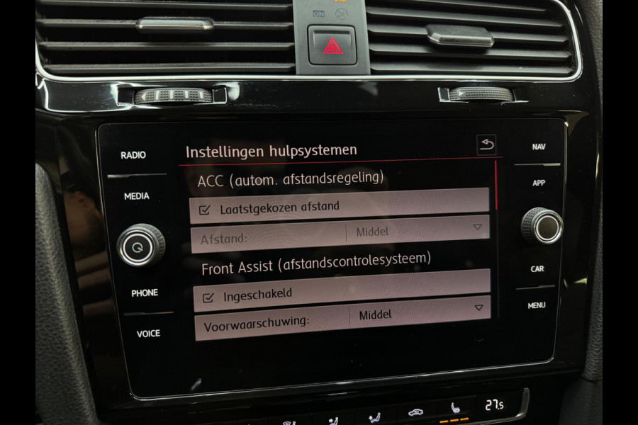 Volkswagen Golf 2.0 TSI GTI Performance Pano|Dynaudio|DCC|Dodehoek|ACC|Lane Assist|Camera|ParkPilot|Standkachel|Sfeer|Stoelver