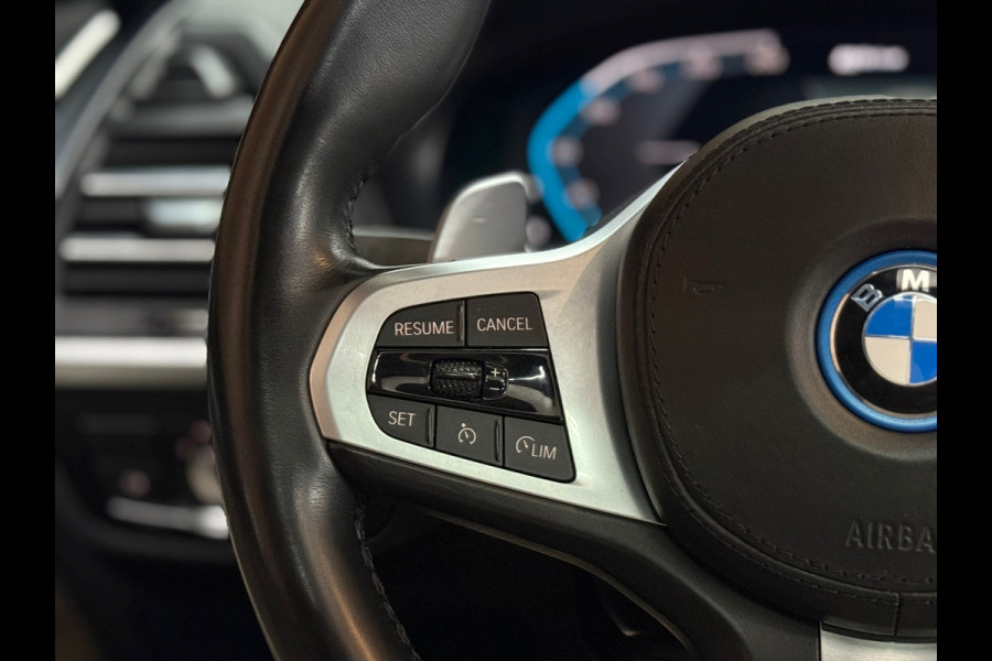 BMW X3 XDrive30e High Executive | Shadow Line | M-Sport | Pano | 20' inch | LED | Camera