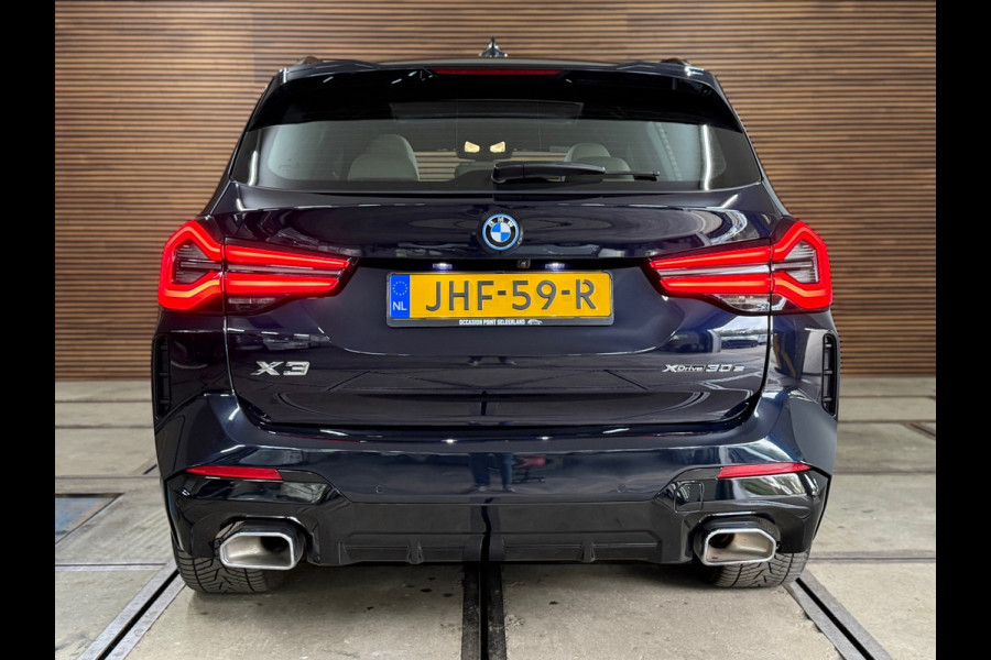 BMW X3 XDrive30e High Executive | Shadow Line | M-Sport | Pano | 20' inch | LED | Camera
