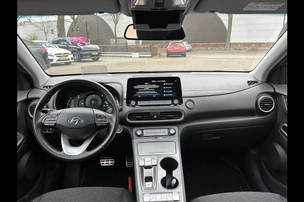 Hyundai Kona EV Fashion 64 kWh 100% SOH| DEALER ONDERHOUDEN | ZEER NETTE AUTO. | DODE HOEK| KRELL PREMIUM AUDIO| HEAD-UP | CAMERA|